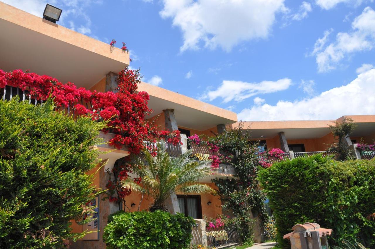 Palm Village Villasimius Exterior foto